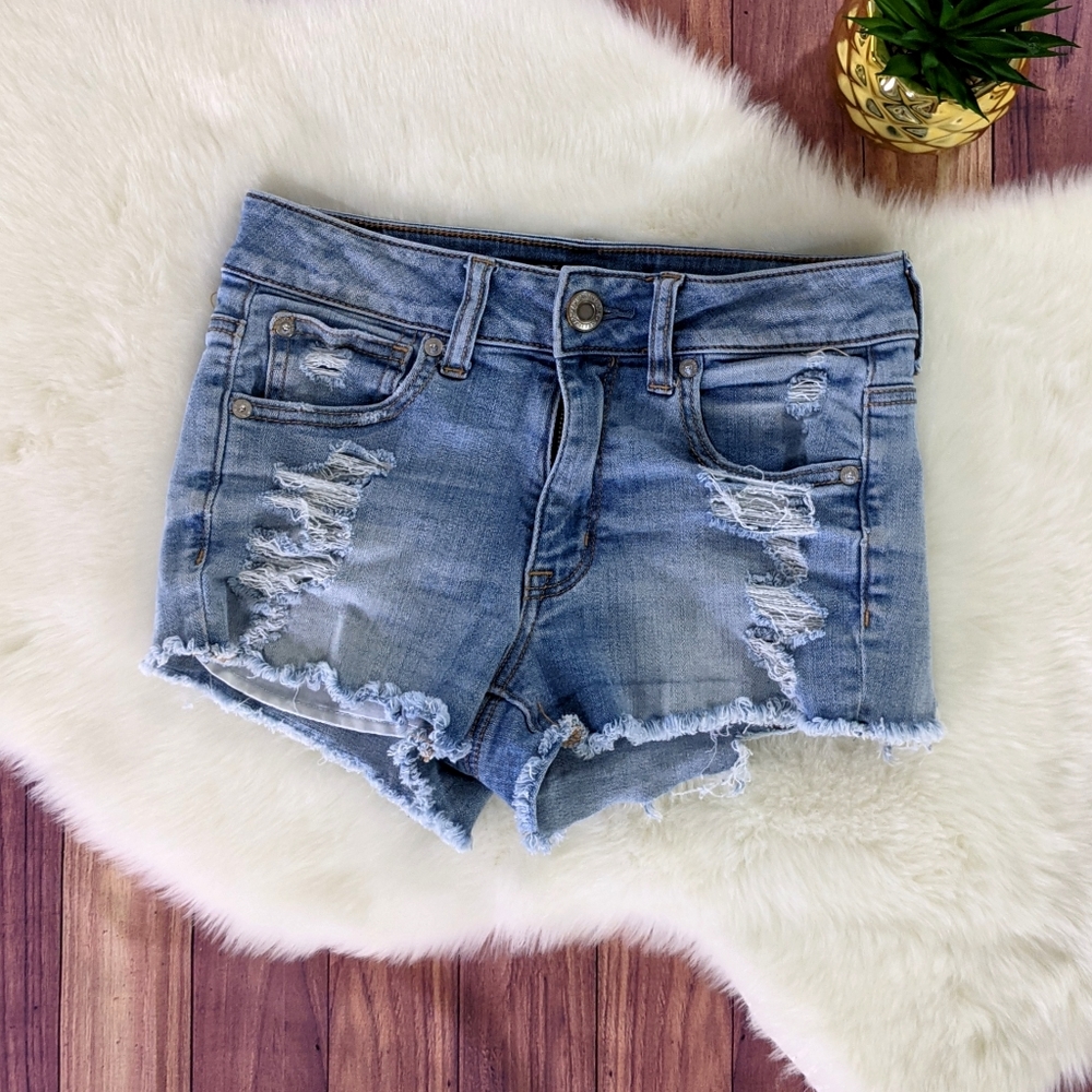 AEO Distressed Hi-Rise Shortie Shorts Sz 2